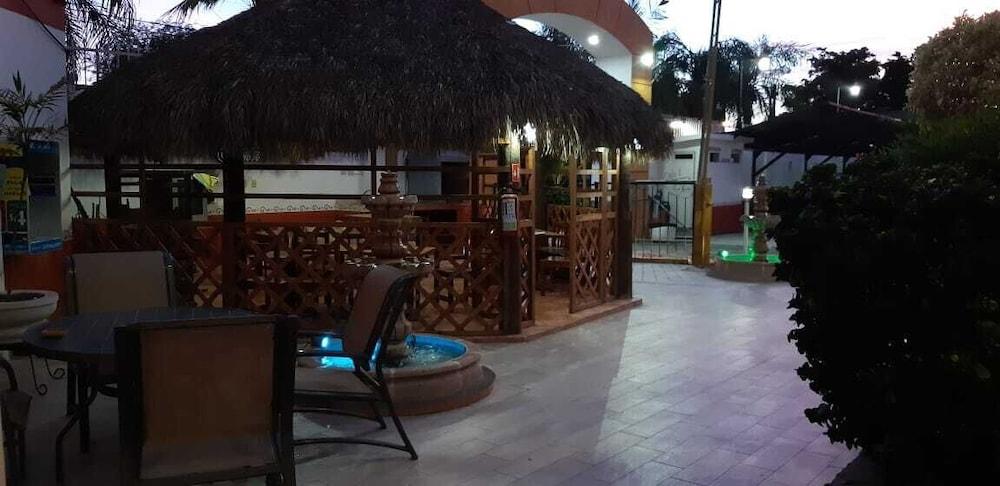 Hotel Las Fuentes ลอสโมชิส ภายนอก รูปภาพ