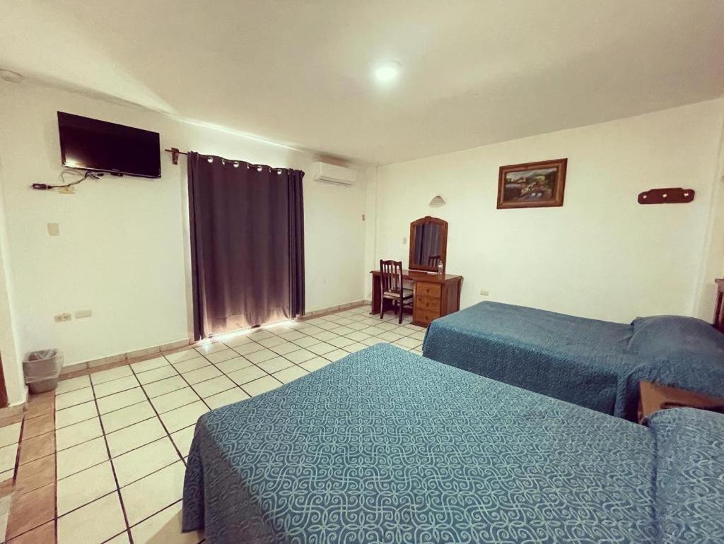Hotel Las Fuentes ลอสโมชิส ภายนอก รูปภาพ