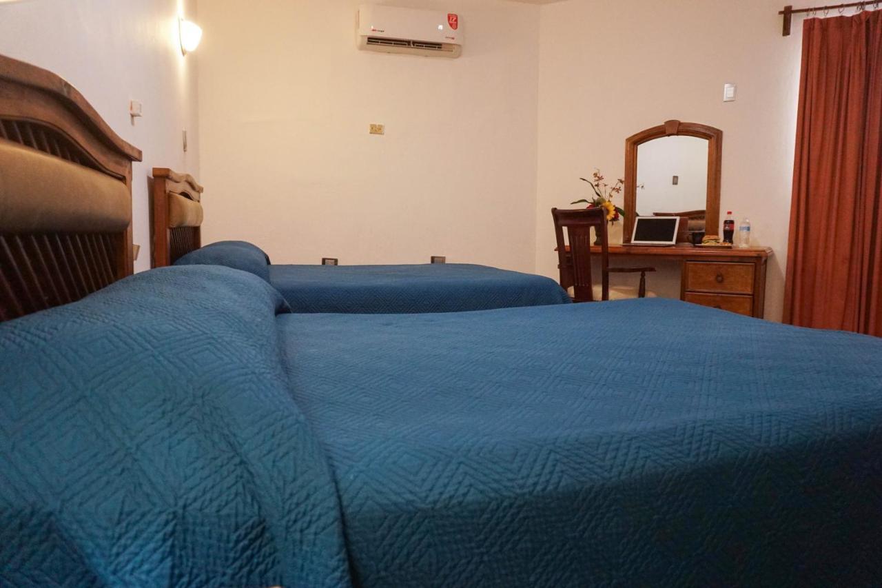 Hotel Las Fuentes ลอสโมชิส ภายนอก รูปภาพ