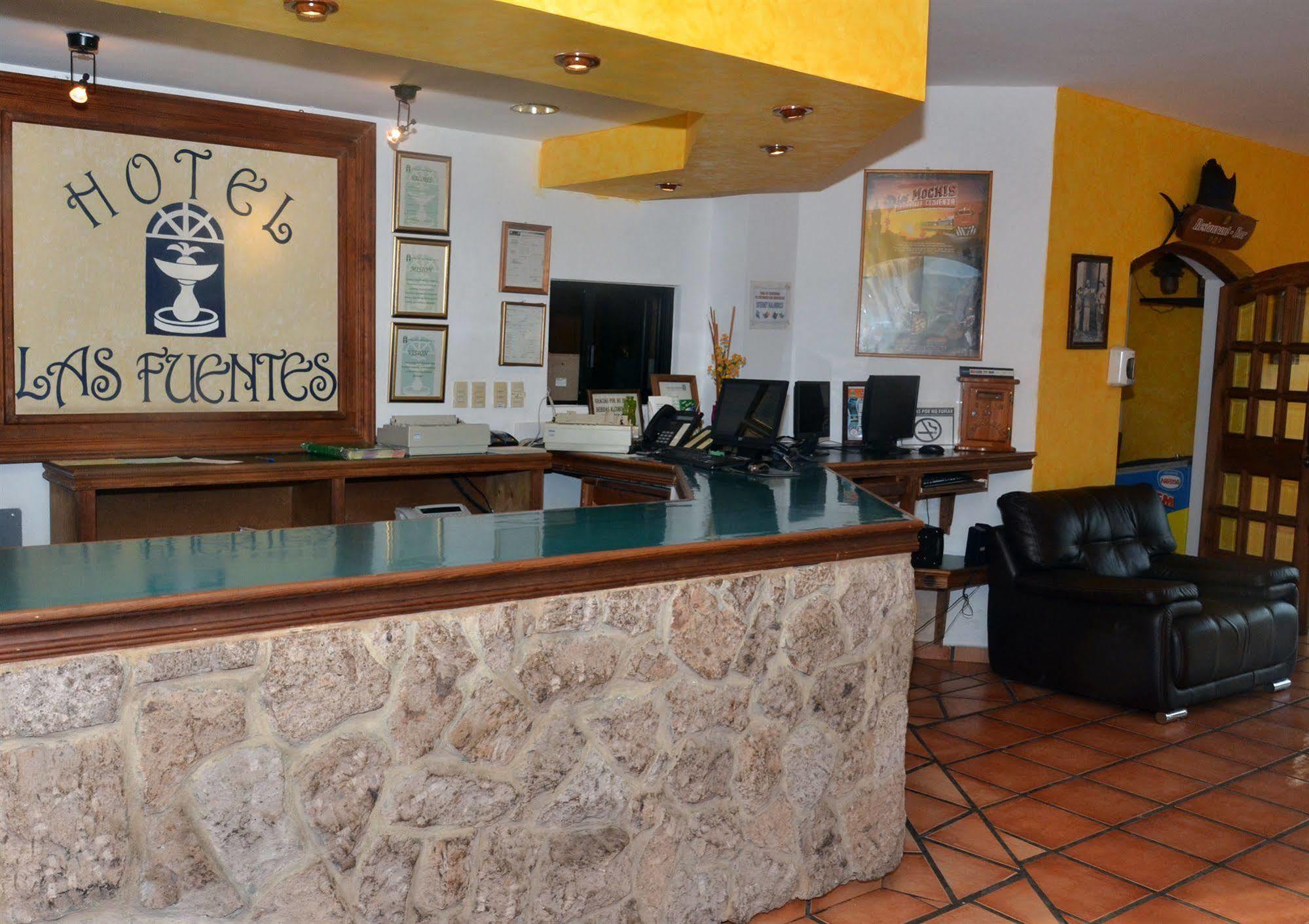 Hotel Las Fuentes ลอสโมชิส ภายนอก รูปภาพ